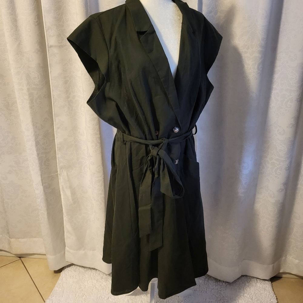 NWT City Chic Women Dress Lafayette,  Size XL/22,  Green, Linen Blended, Office